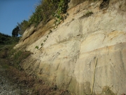 粒の大きさによる堆積岩の分類のイメージ
